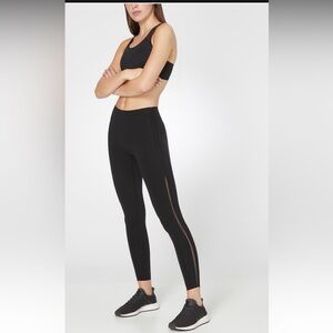 Spanx Every Wear Casual Athleisure Active Mesh Side Stripe Leggings Size XS NWT